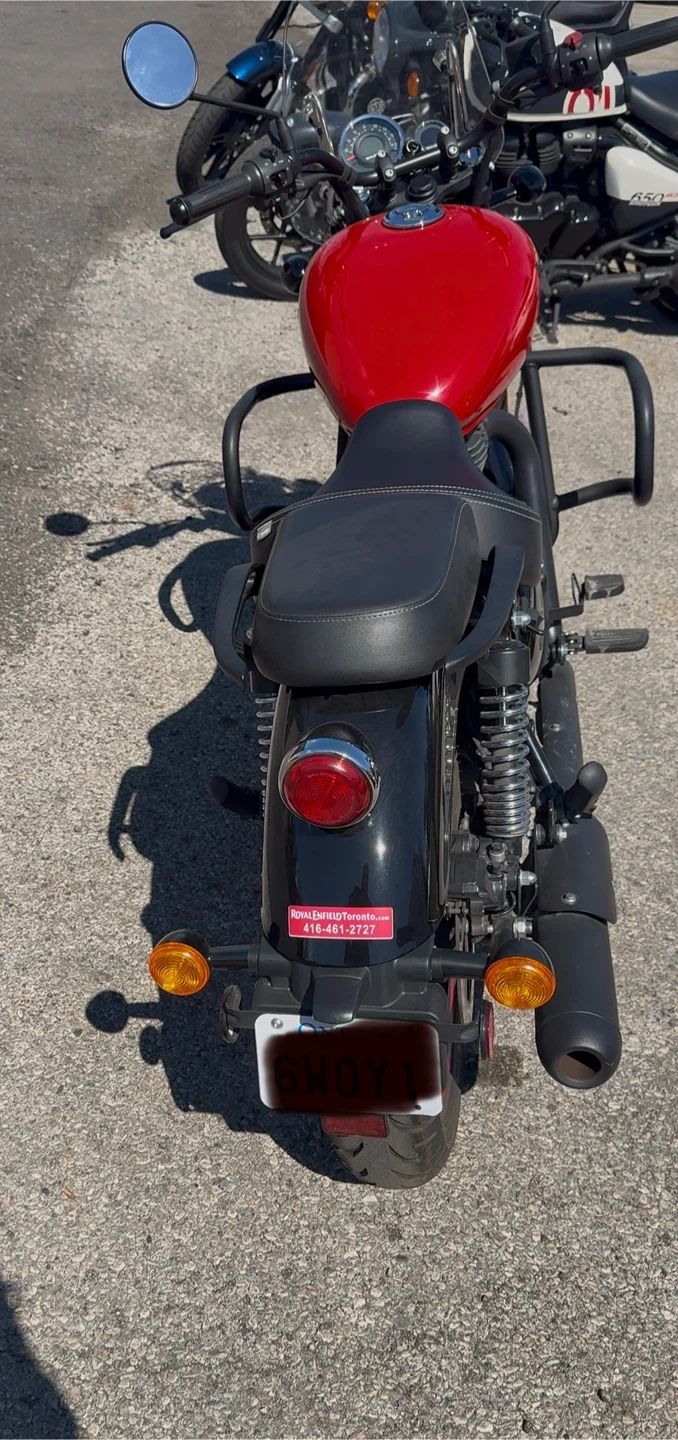 Royal Enfield Meteor 350 Red