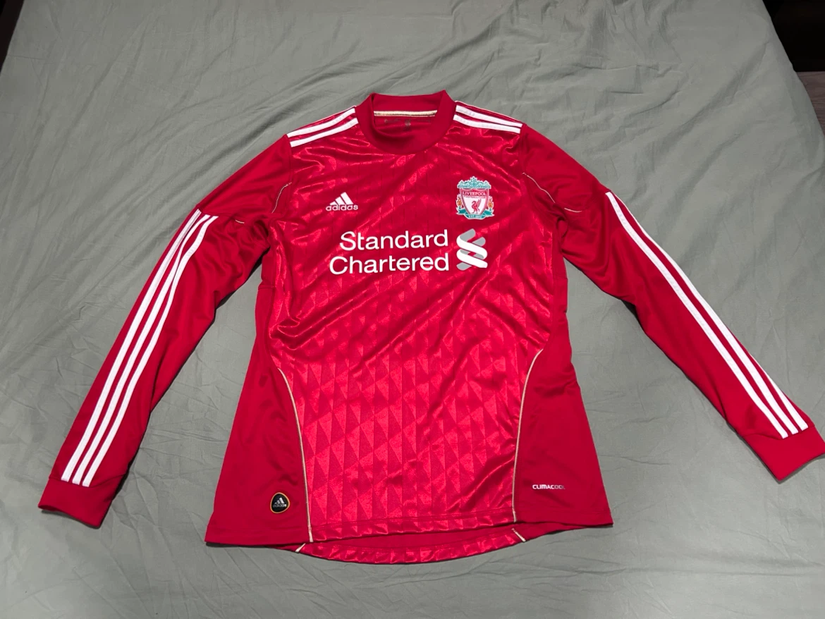 Liverpool F.C 2011-2012 Home Jersey Size M