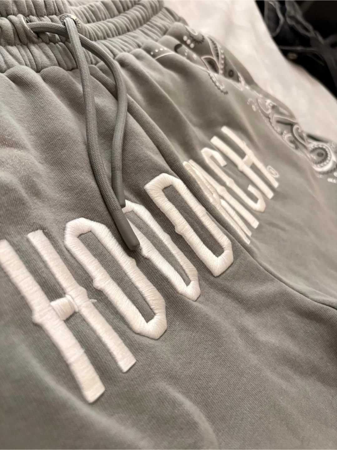 Hoodrich Shorts - Grey - Size L - photo 2