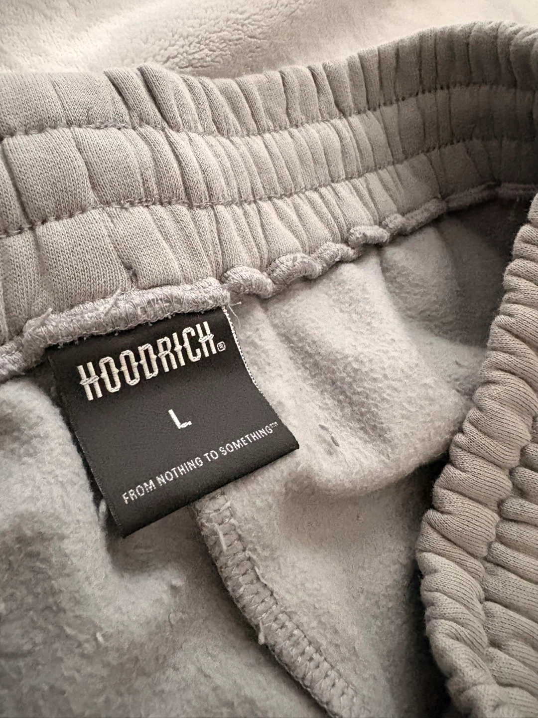 Hoodrich Shorts - Grey - Size L - photo 3