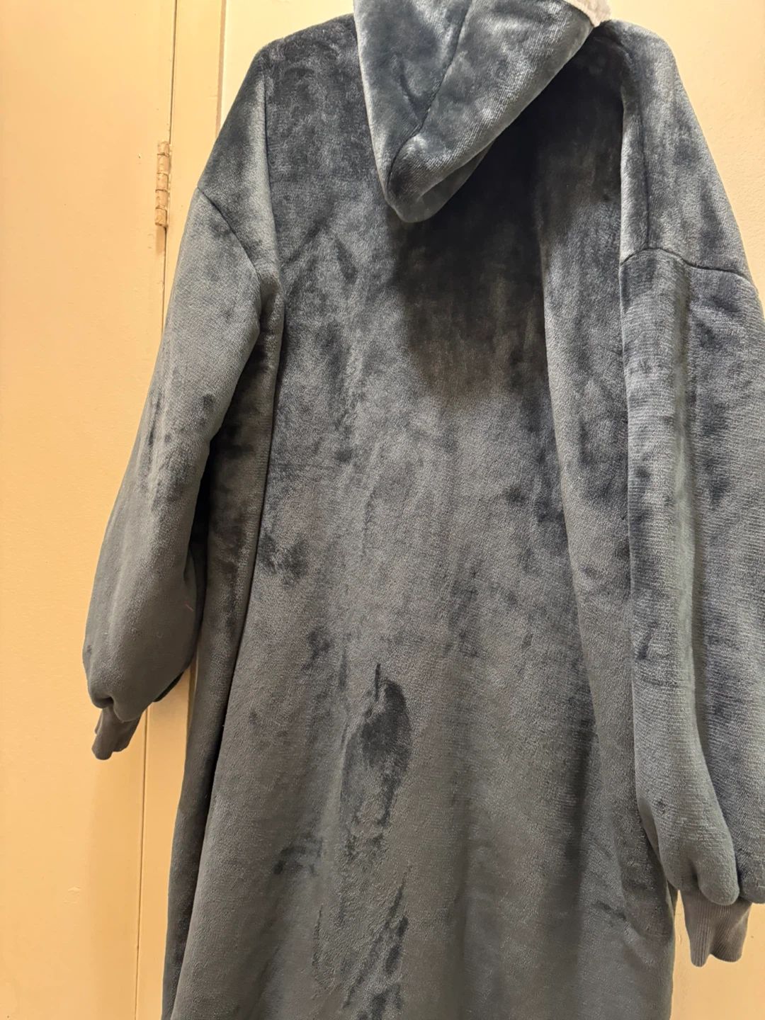 Grey Oversized Plush Hoodie Blanket - photo 3