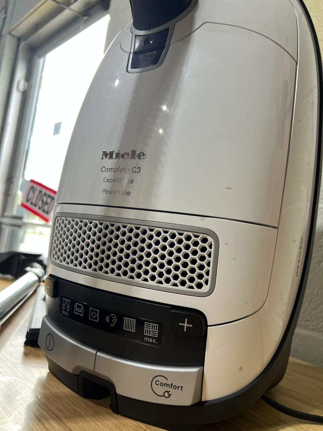 Miele Complete C3  Multi-Floor Canister Vacuum -White - photo 2