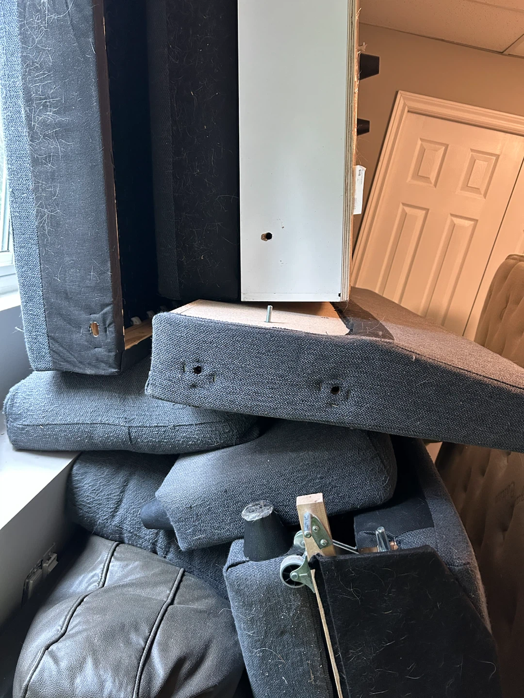 IKEA HOLMSUND sleeper sofa in medium grey - photo 3