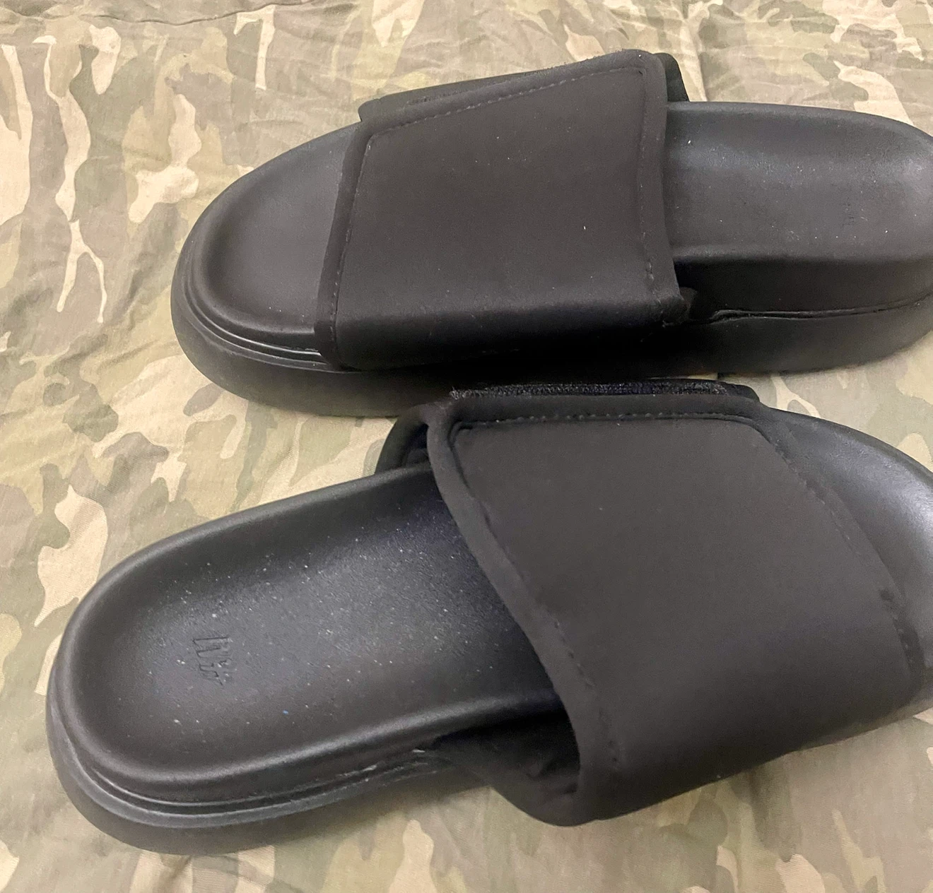 H&M Black Slides & Faux Snake Gladiator Sandals - photo 5