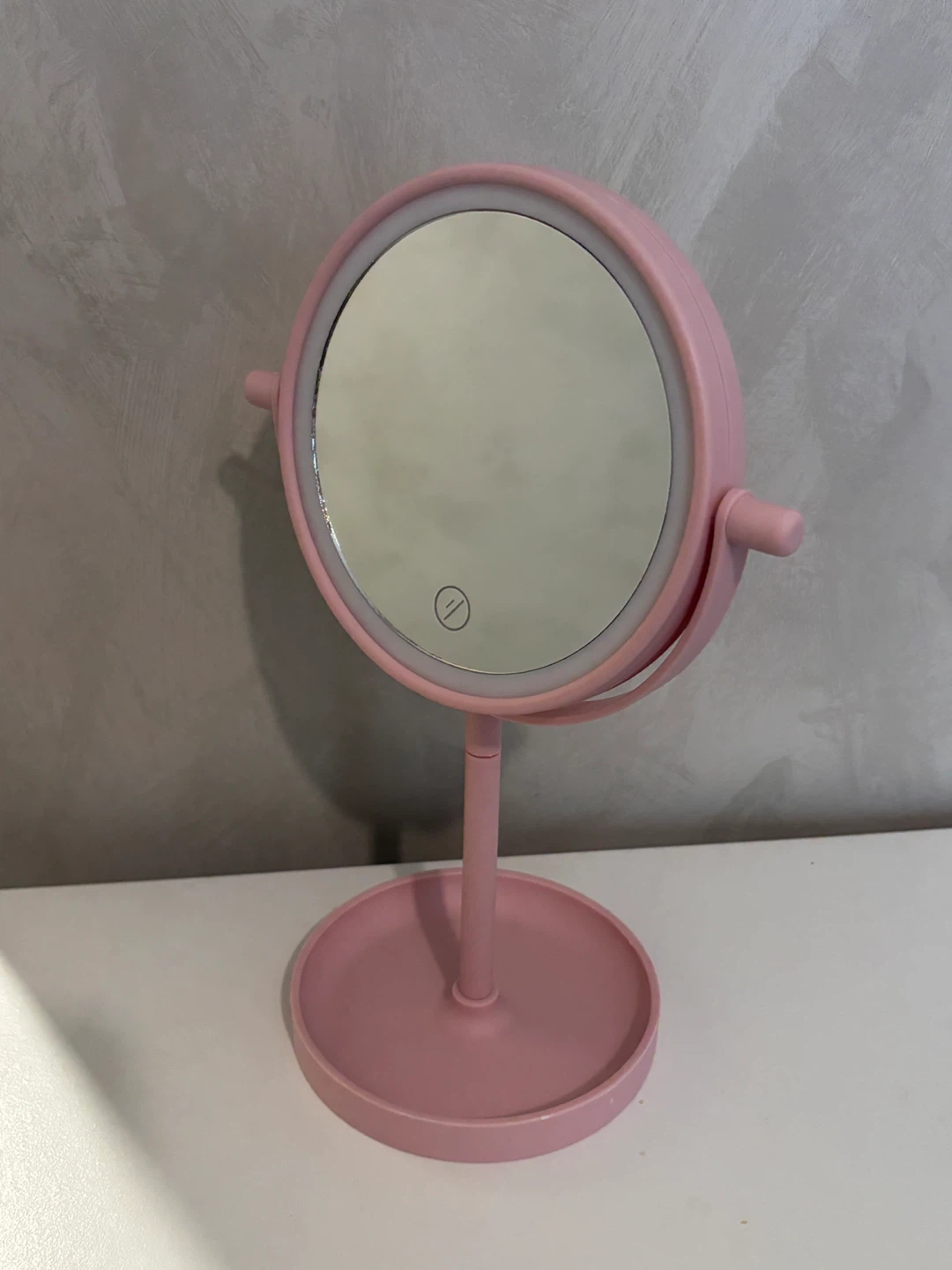 Pink Make-up Mirror with LED Light 12”