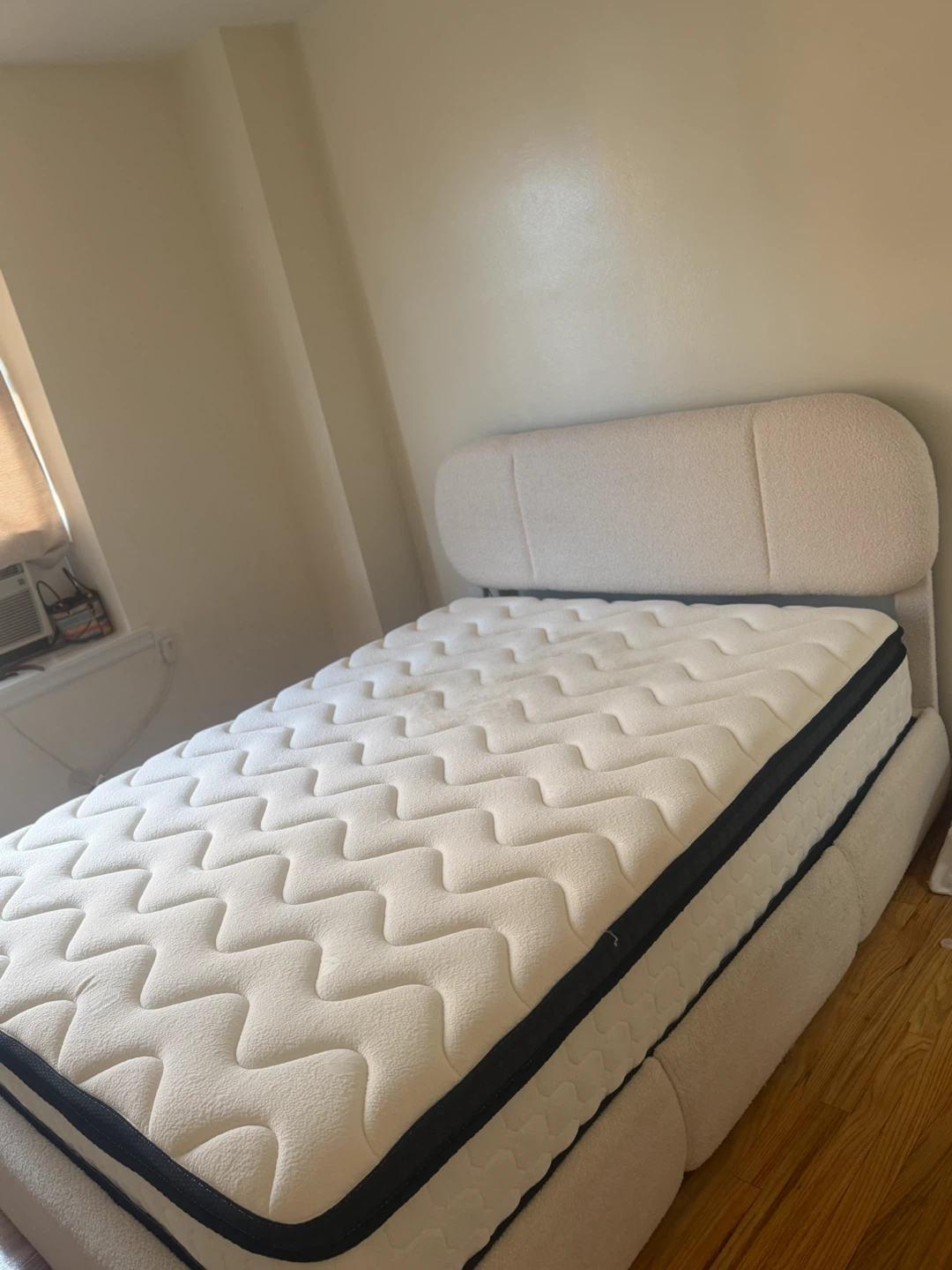 Queen Mattress - photo 3