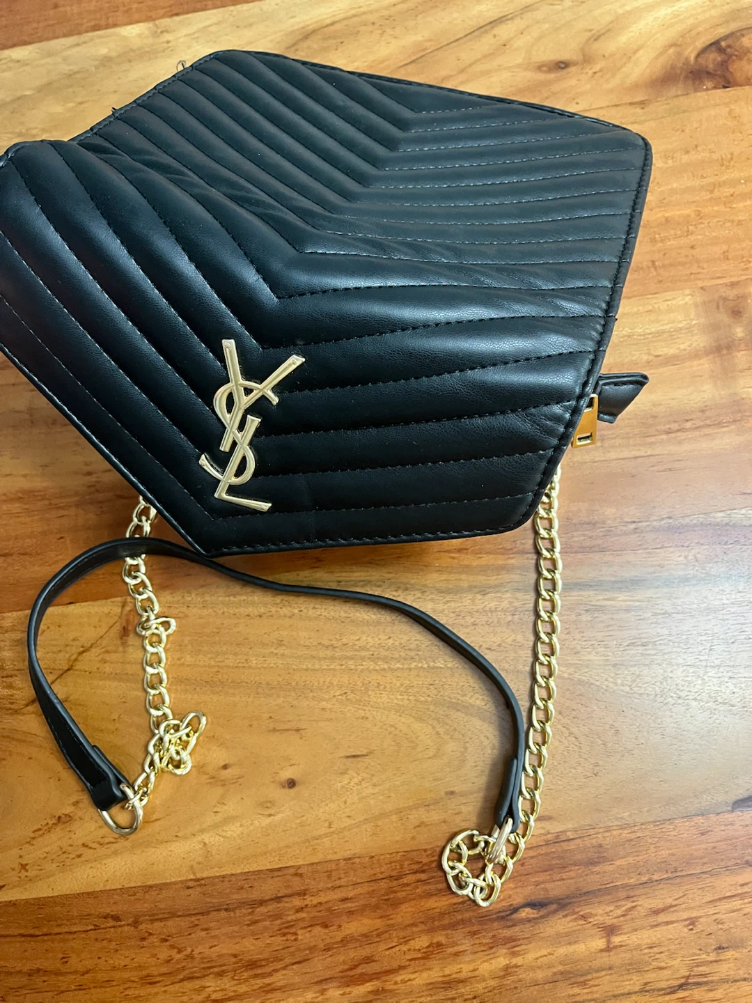 Black Bag with Gold Chain Strap - photo 3