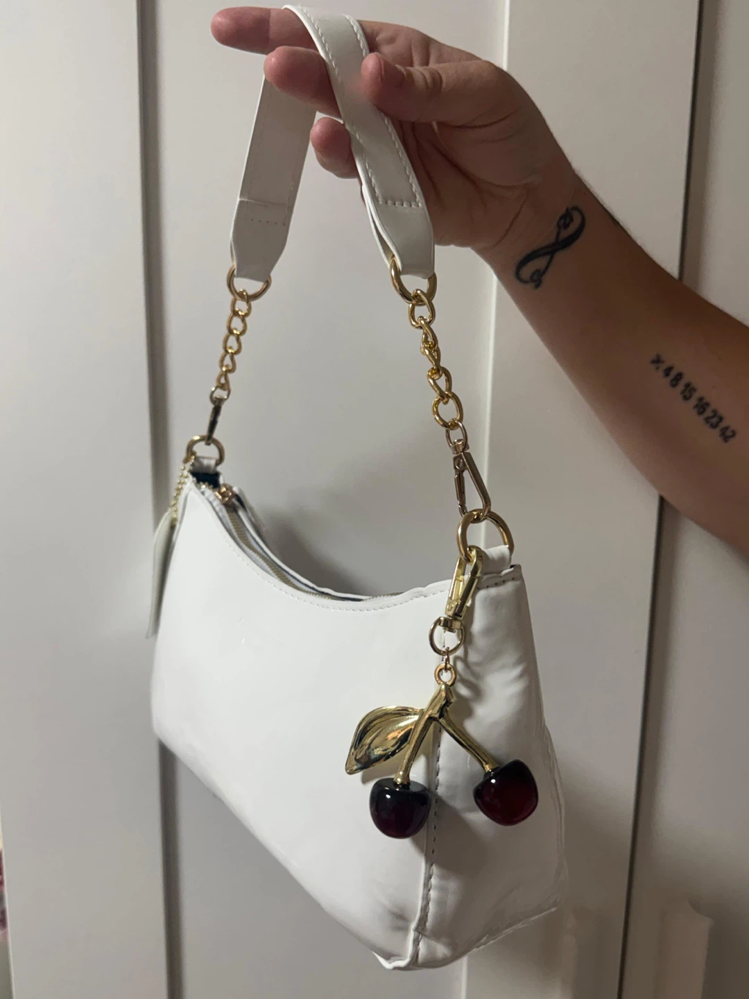 Fashion & Bags White Shoulder Bag with Cherry Charm - photo 2