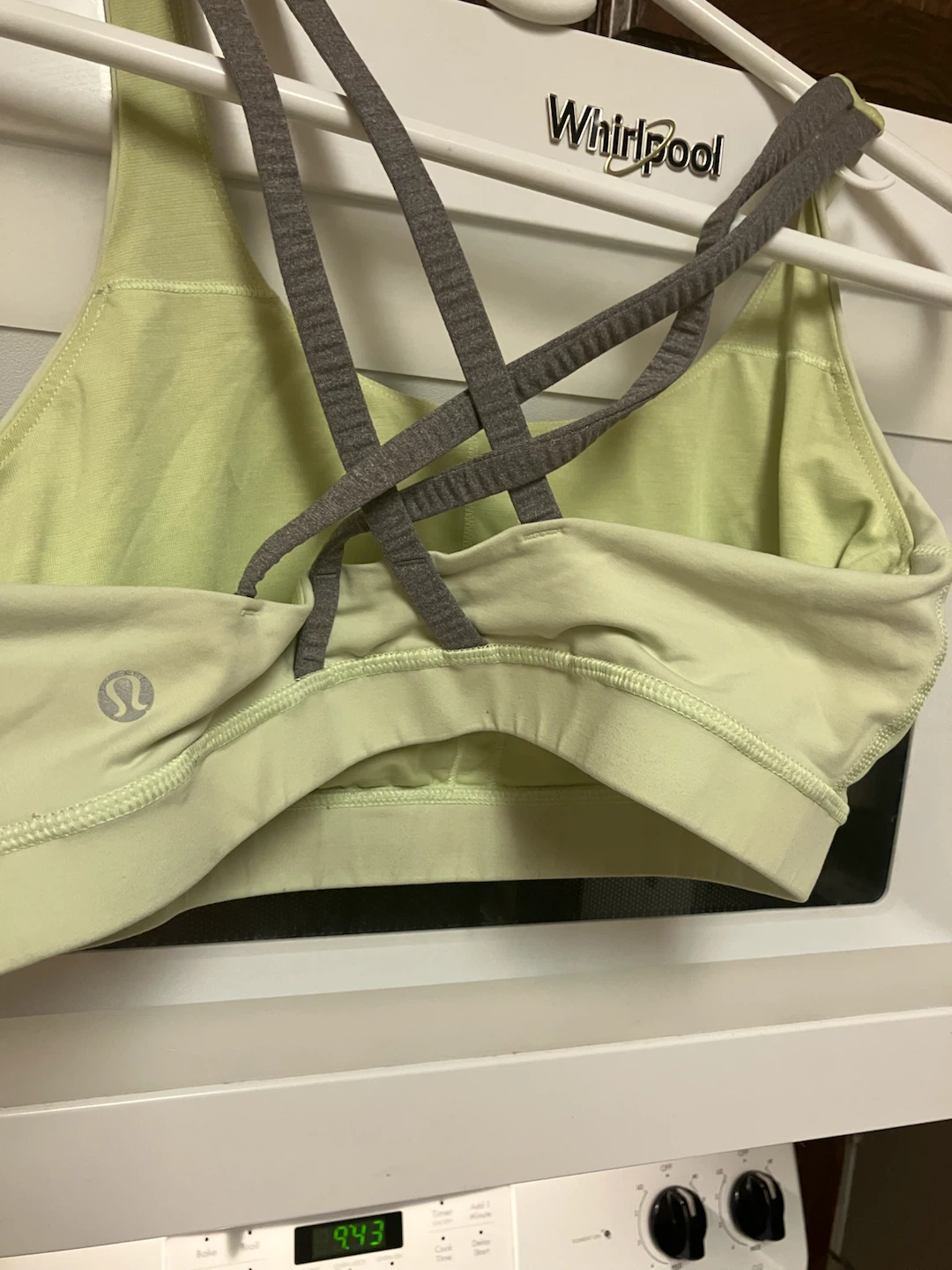 Lululemon Sports Bra - Size 8 - photo 2