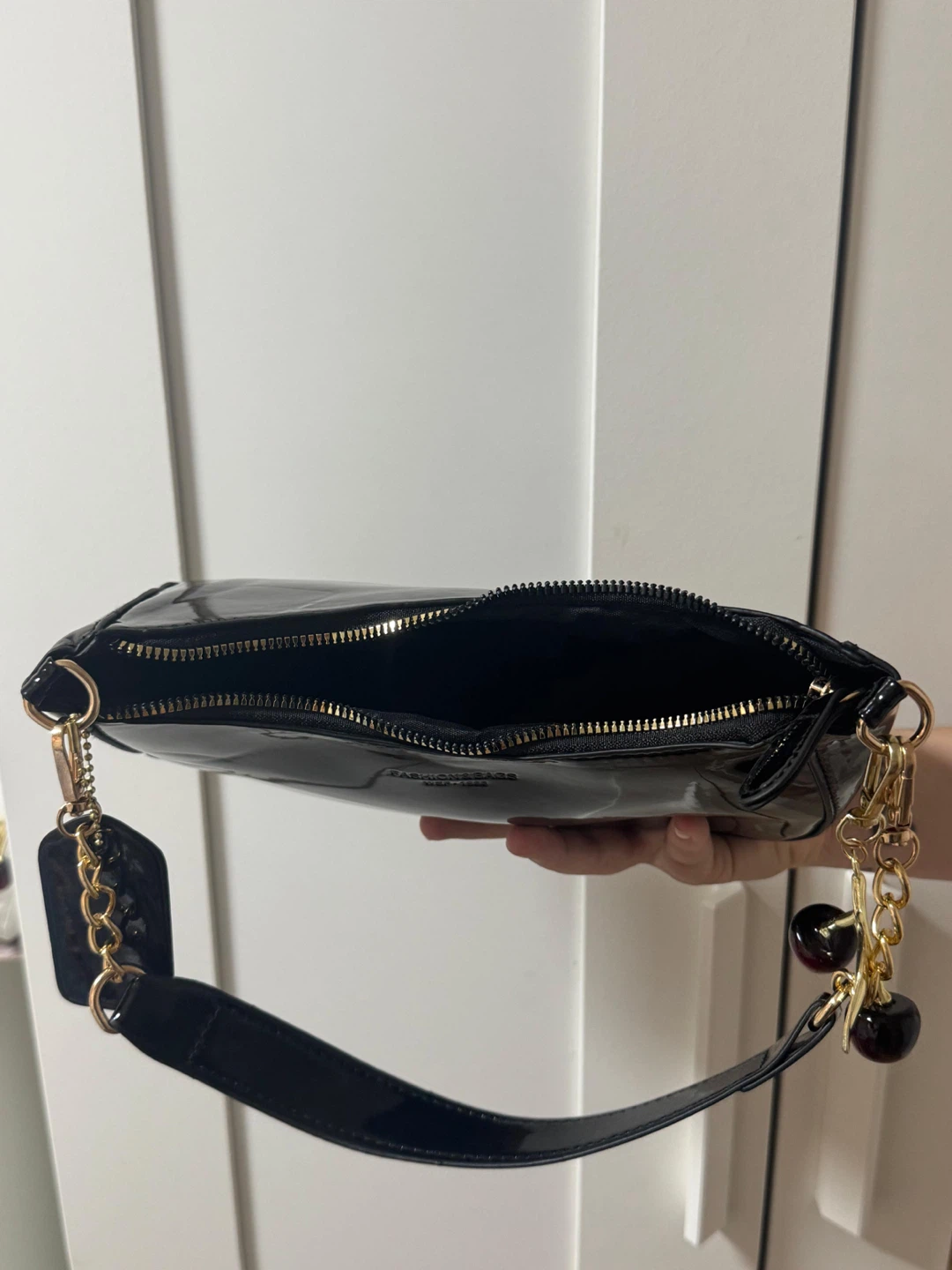 Fashion & Bags White Shoulder Black with Cherry Charm - photo 3
