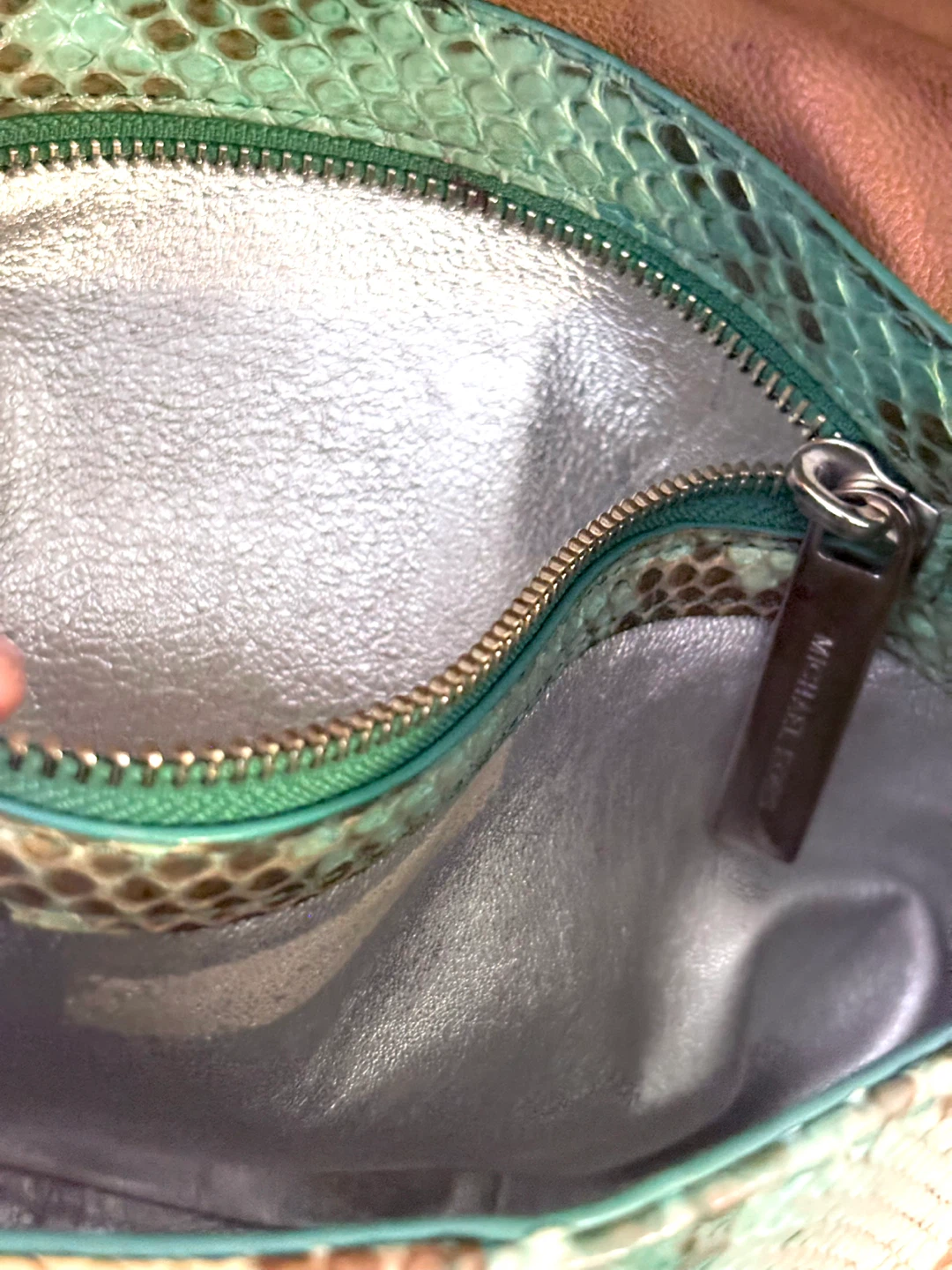 Michael Kors Green Snakeskin Print Shoulder Bag - photo 5