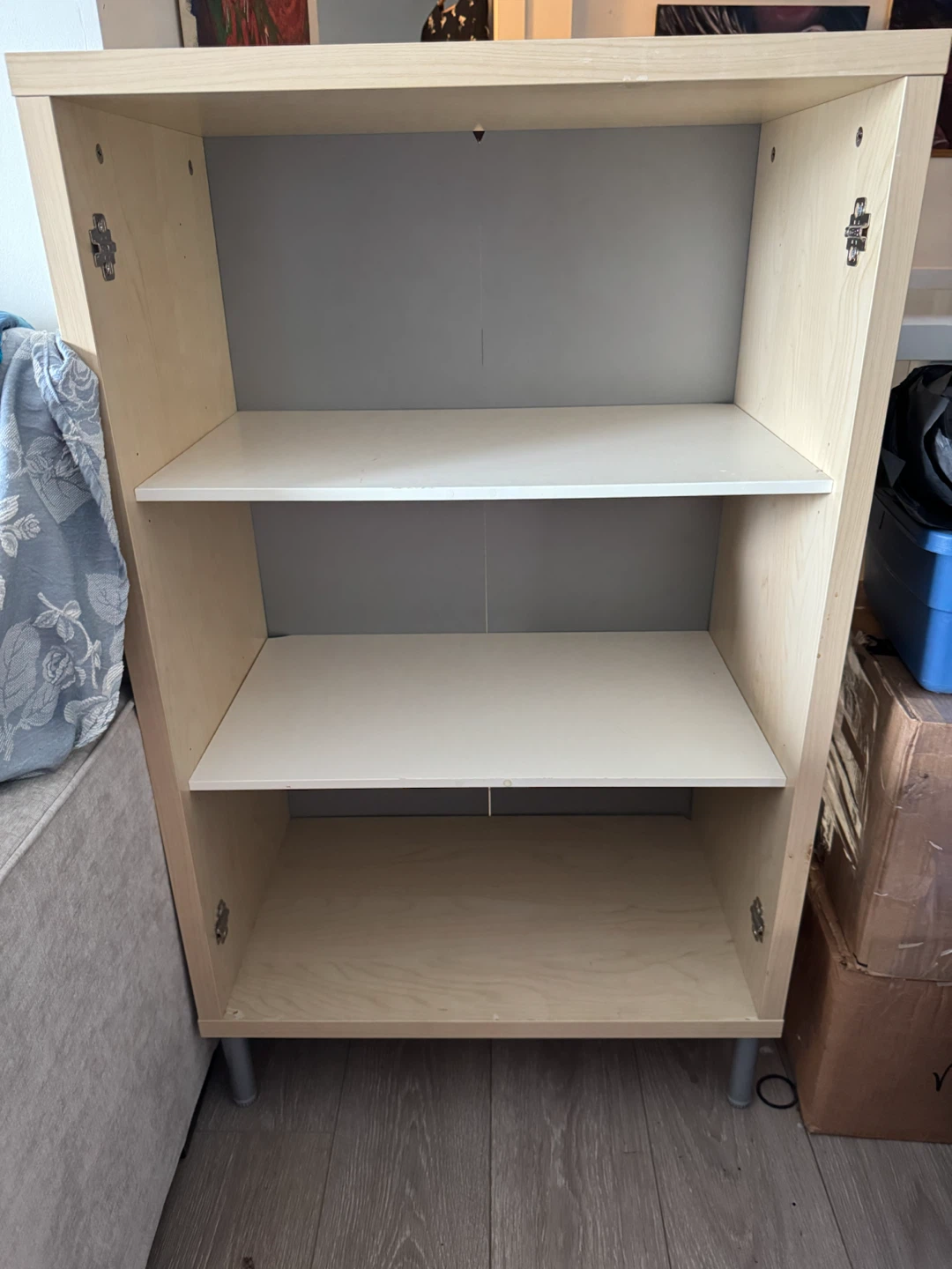 sturdy cabinet/shelf