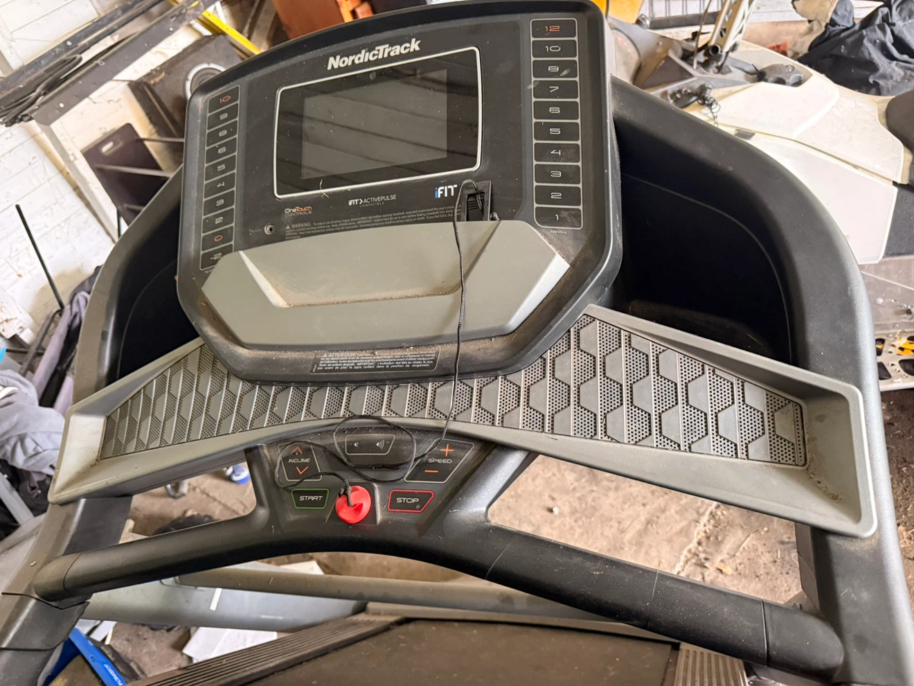 Treadmill - photo 2
