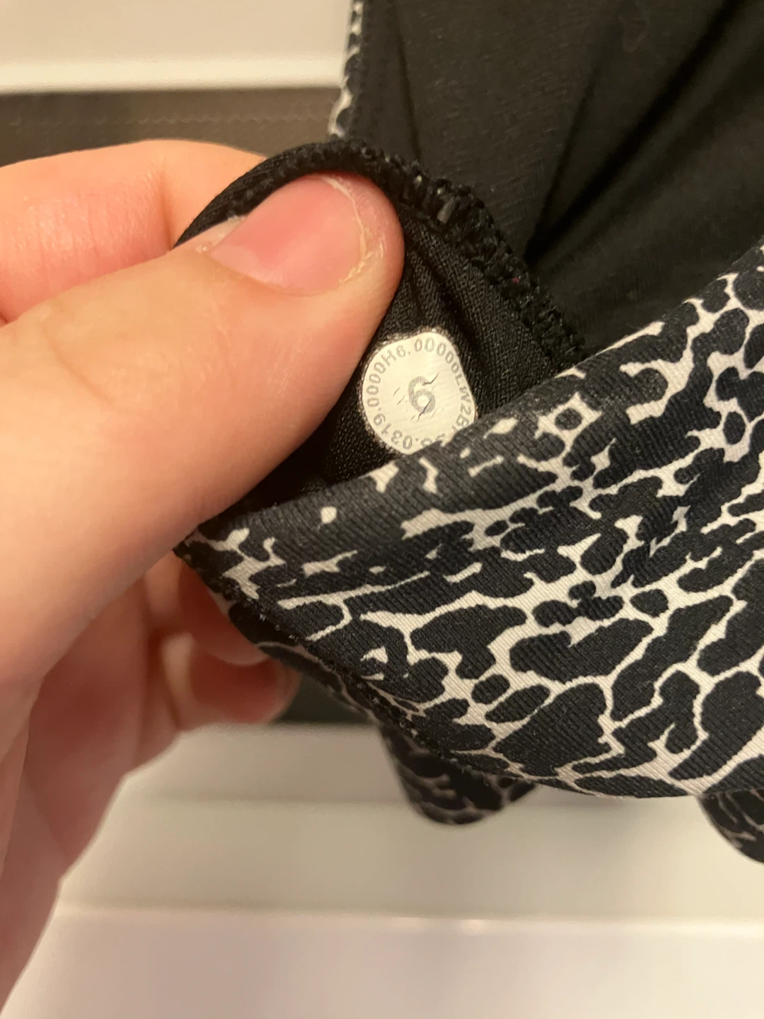 Lululemon Sports Bra - photo 4