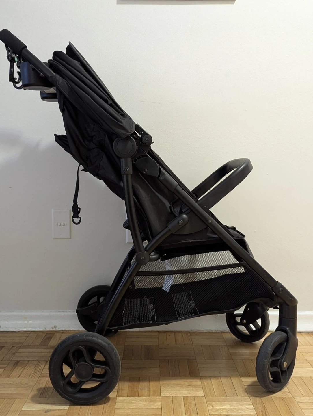 Graco NimbleLite Stroller - Very Good Condition! - photo 4
