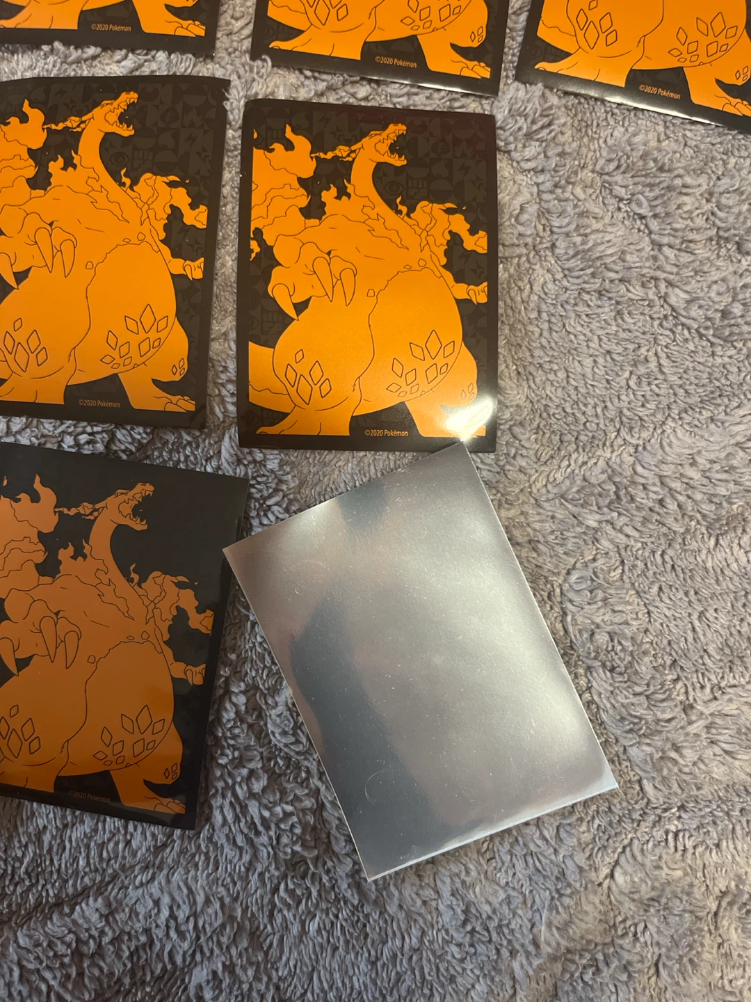 Pokémon Charizard Card Sleeves (10 Pack) 2020 - photo 3