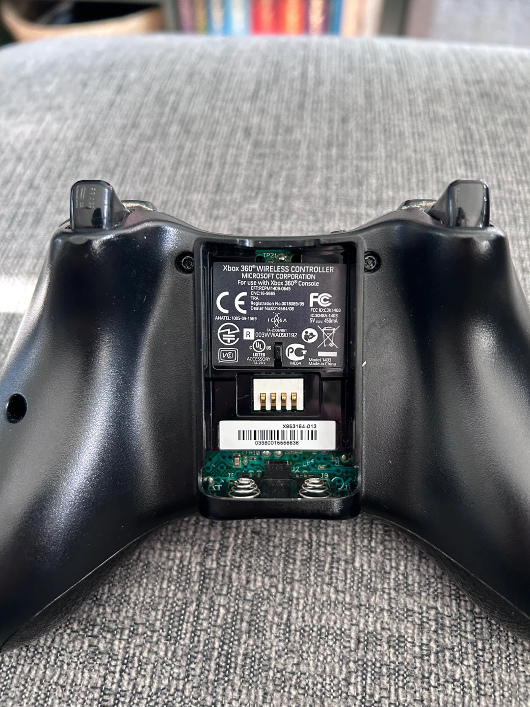 Black Xbox 360 Wireless Controller - photo 2