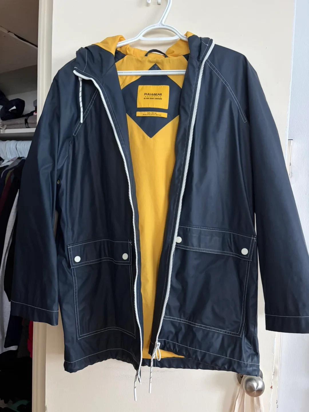 Pull&Bear Navy Raincoat with Yellow Lining