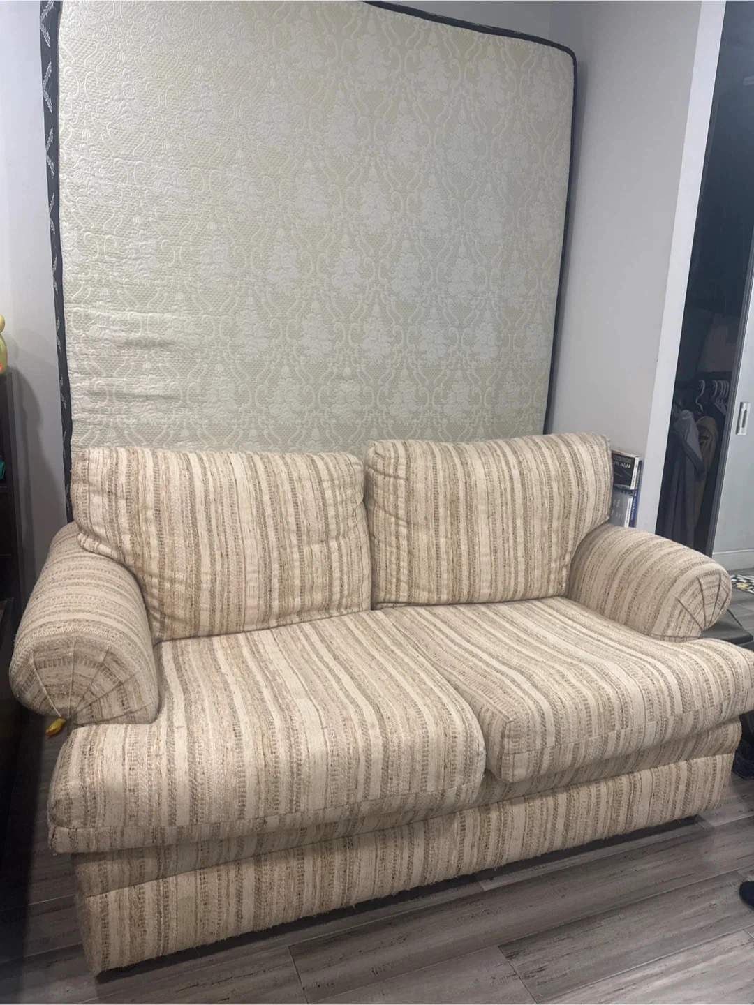 2 seater couch - photo 4