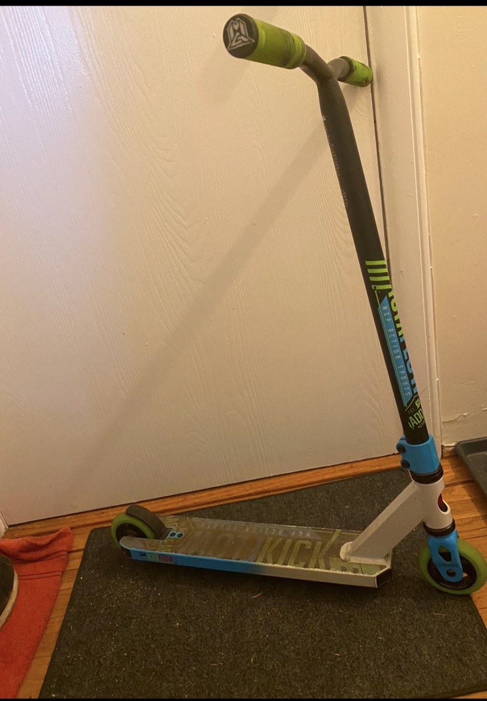 MADD Gear Kick Pro Scooter