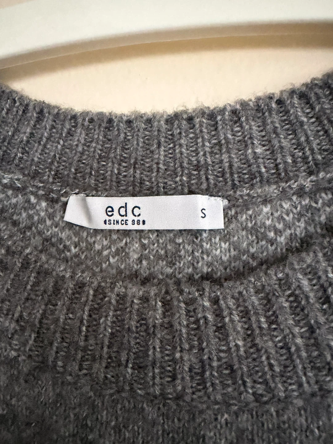 EDC Grey Snowflake Sweater Size S - photo 2