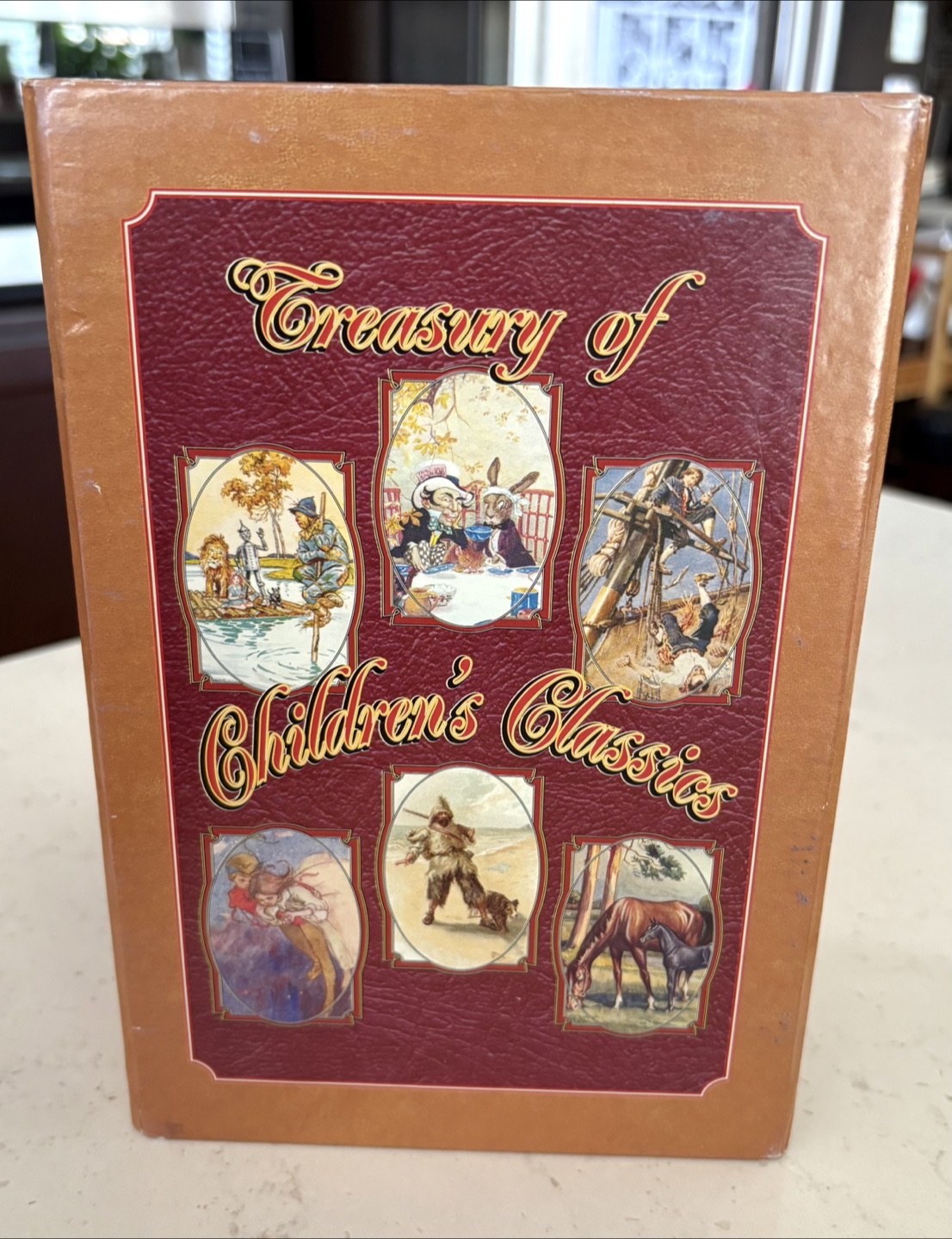Treasury of Children's Classics Book Set - New - photo 3