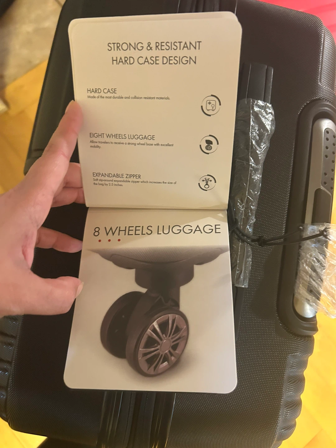 Swissbrand Black Hard Case Luggage - photo 4