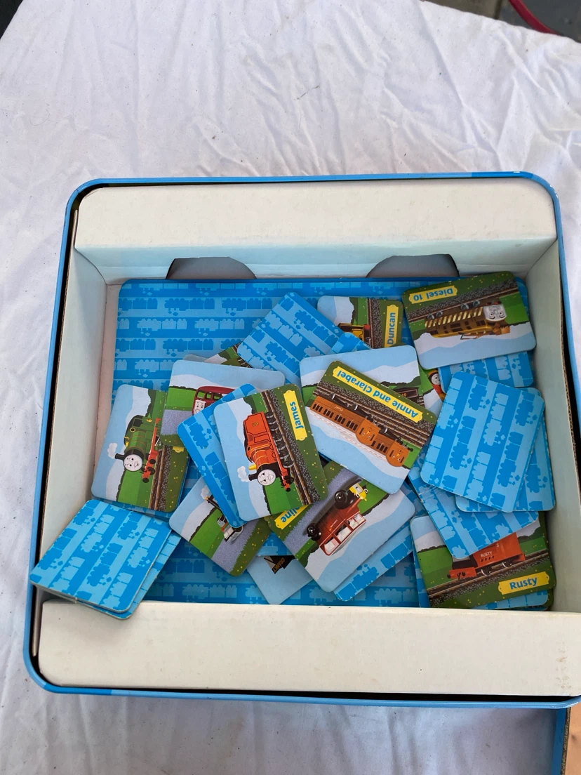 Thomas & Friends Station Stop Matching Game Tin - photo 2