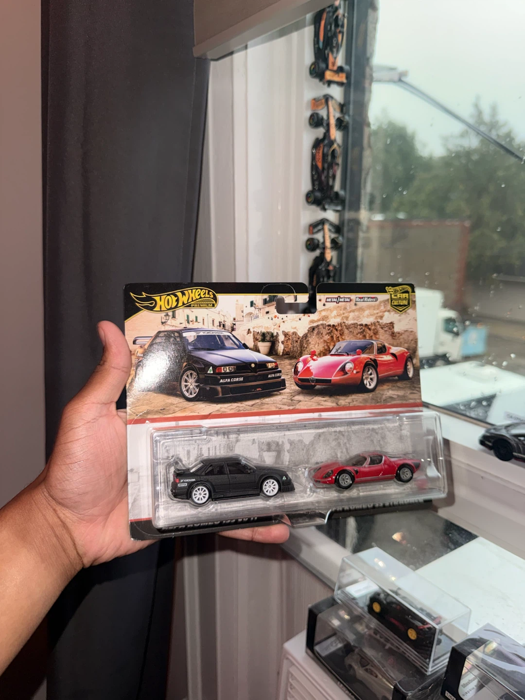 Hot Wheels Premium Alfa Romeo 2-Car Set