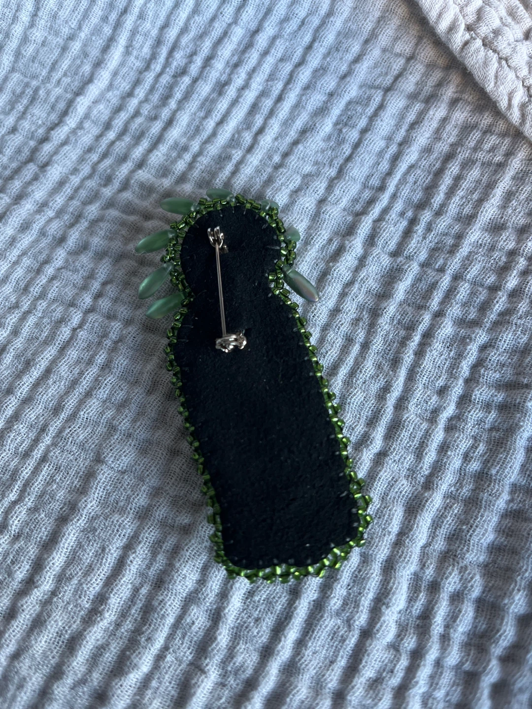Handmade Green Jasper Sun Face Brooch - photo 4