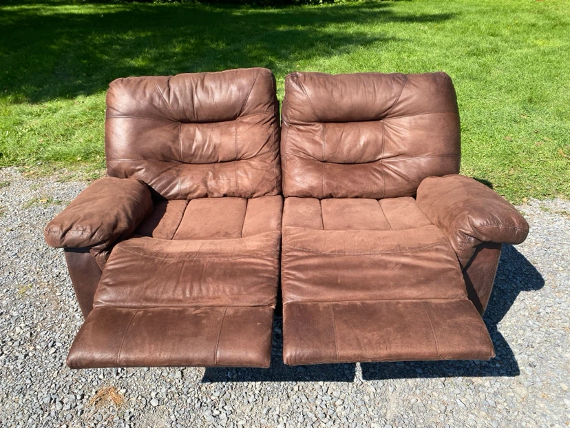 Modern Microsuede Reclining Love Seat Sofa (CAN DELIVER) - photo 4
