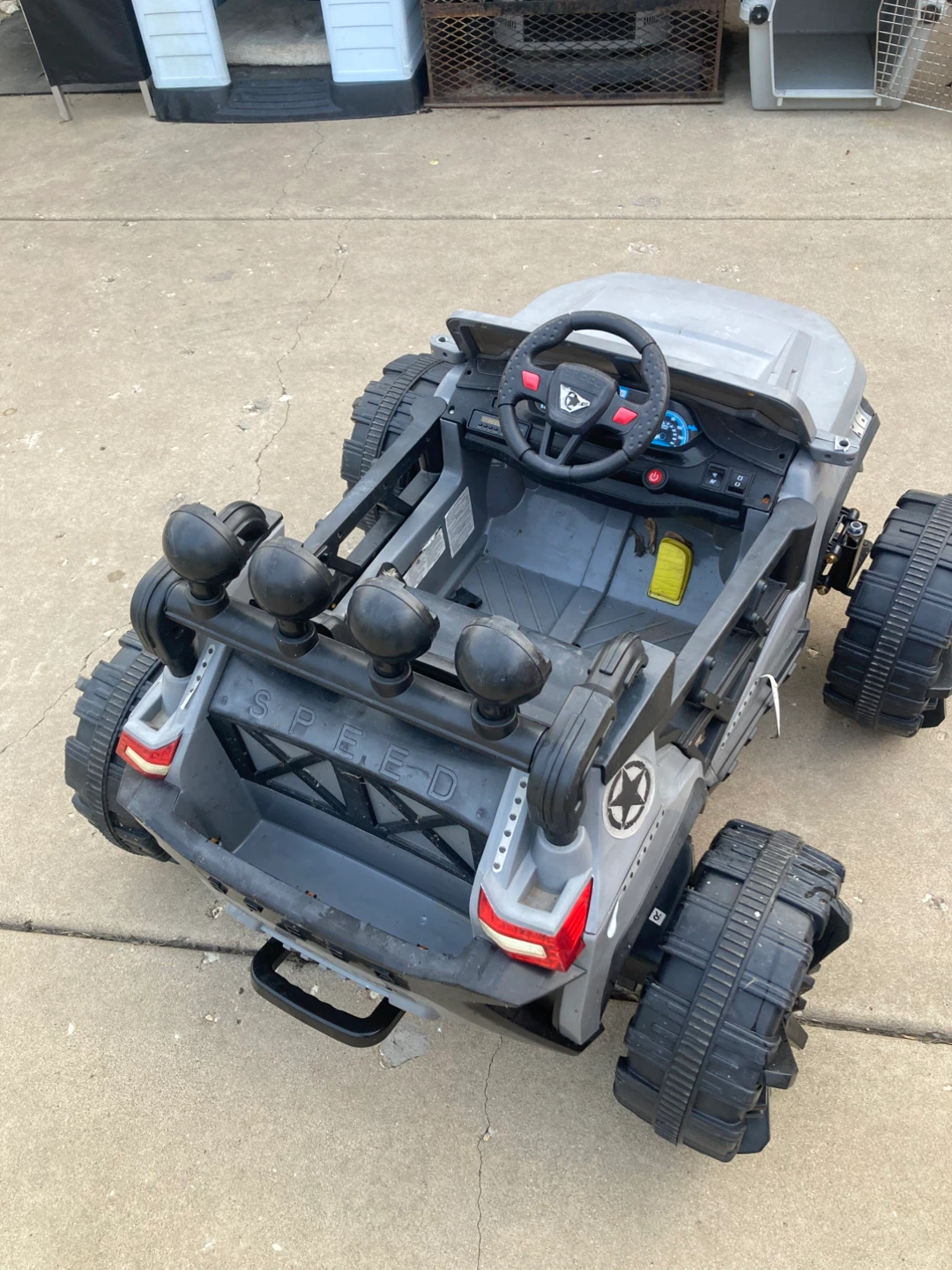 Kids Ride-On Electric Toy Car (non Working) - photo 2