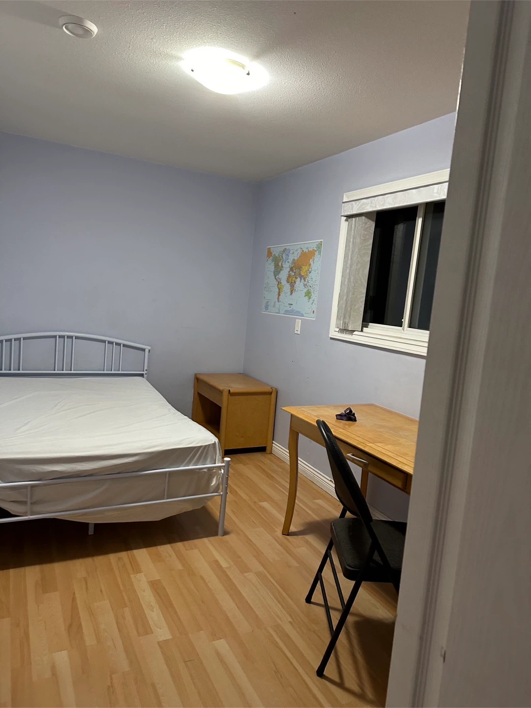 A private room  is available from September 1st. - photo 3