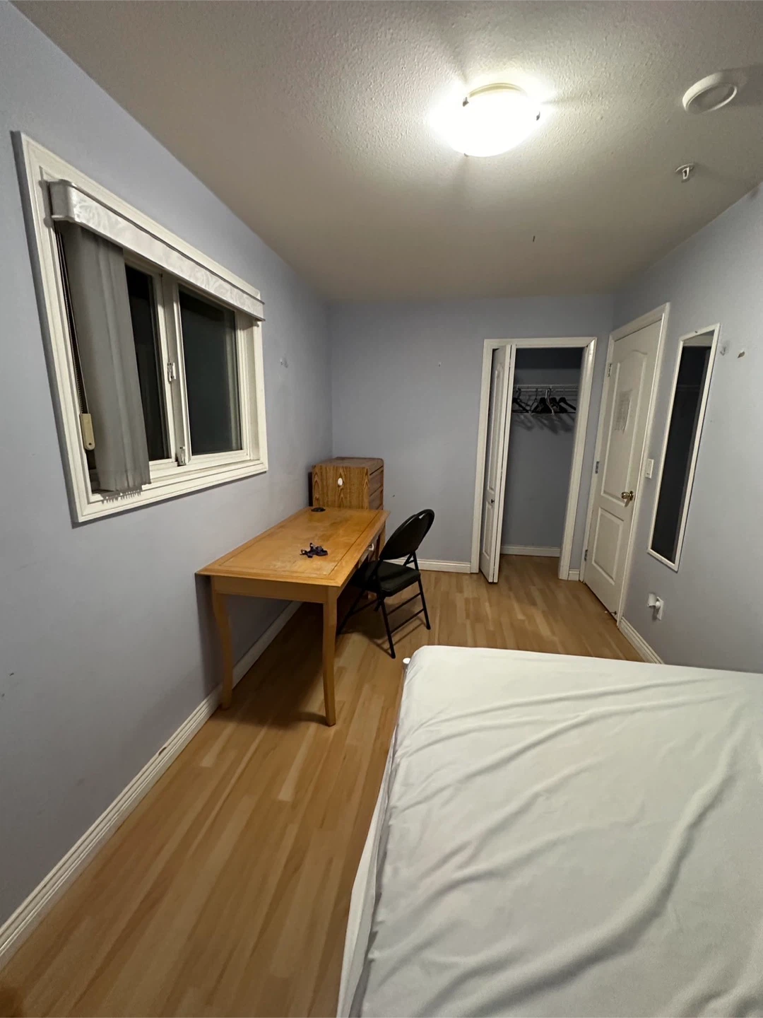 A private room  is available from September 1st. - photo 4