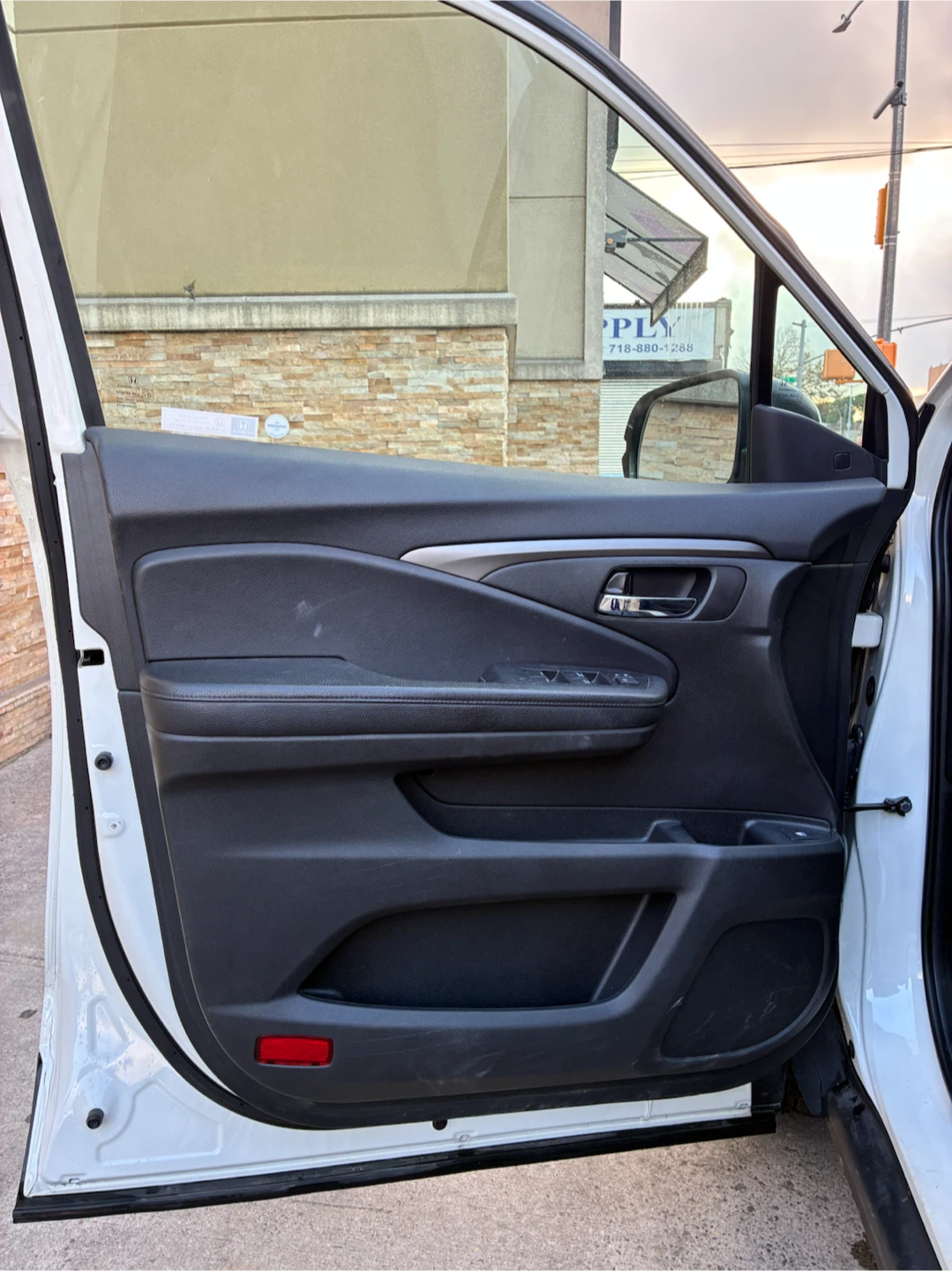 Honda Pilot SUV - photo 3