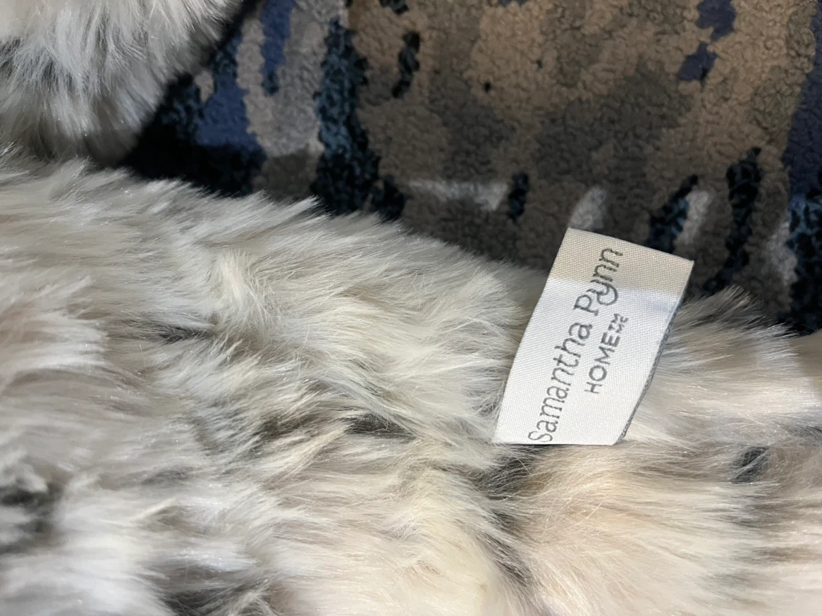 Set of 3 Samantha Pynn Faux Fur  - Super Soft & Cozy! - photo 4
