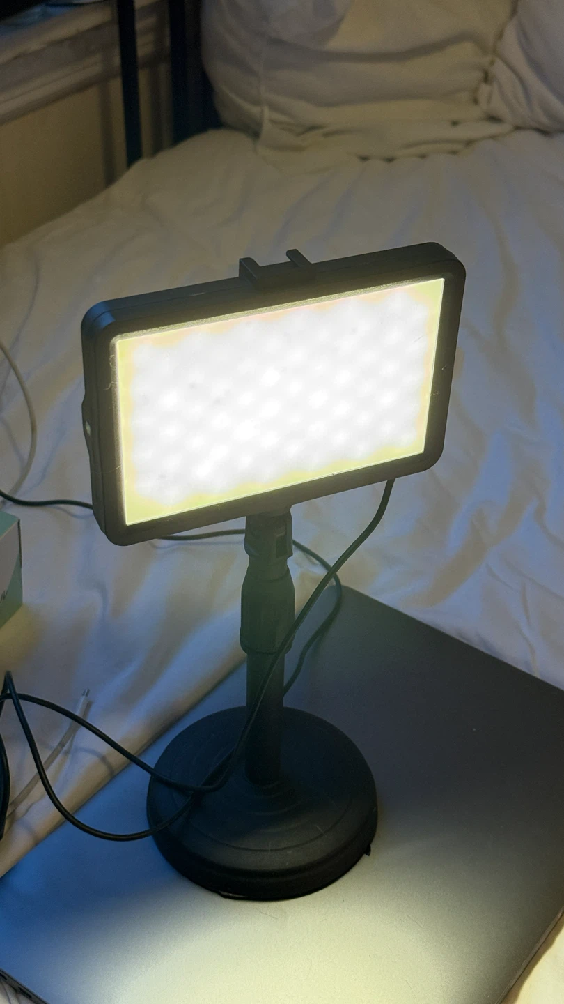 LED light with stand - photo 2