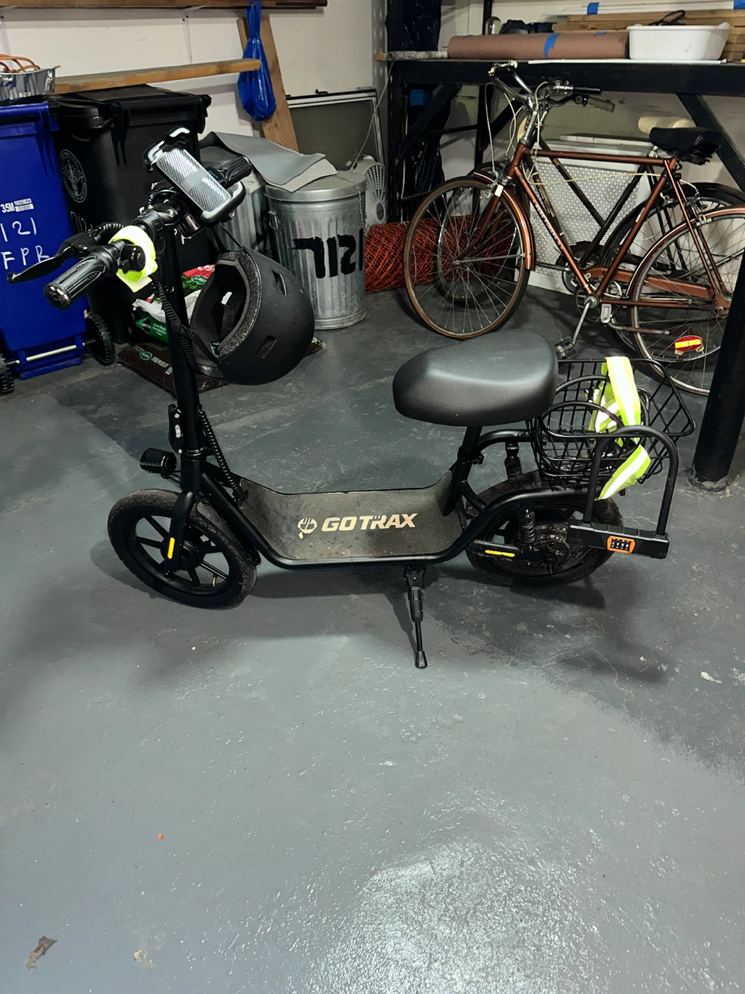 GOTRAX Electric Scooter with Basket - photo 2