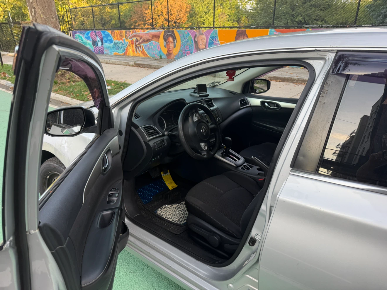 Silver Nissan Sentra - photo 4