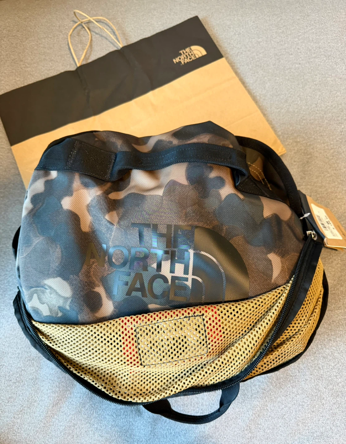 NEW The North Face Base Camp Duffel Bag - Medium - photo 2