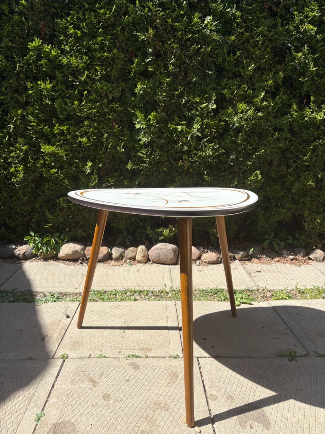 MCM Atomic Side Table - photo 2