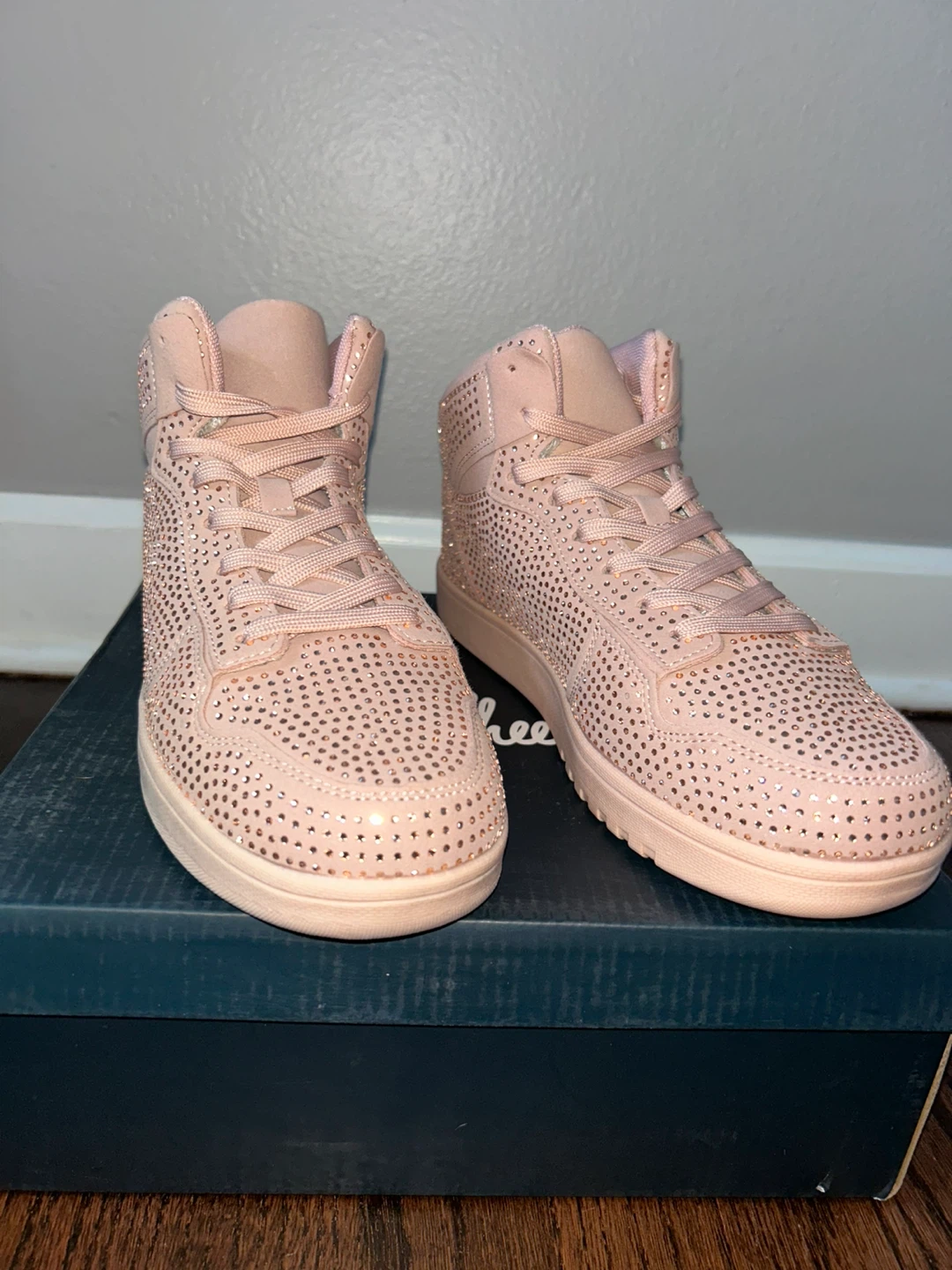 La Sheelah Women's Pink Rhinestone High-Top Sneakers