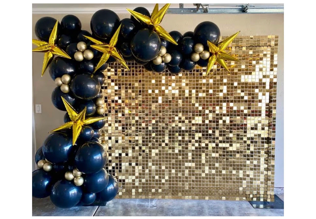 23 pcs Gold Sequin Backdrop - photo 2