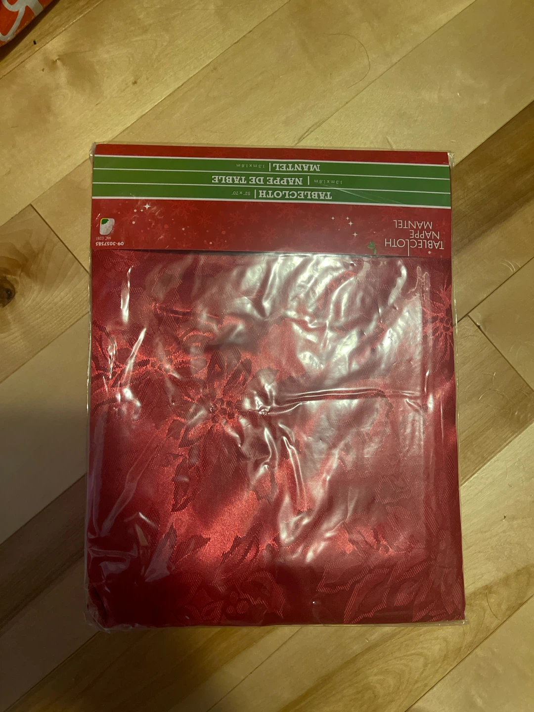Red Poinsettia Christmas Tablecloth 52 x 70