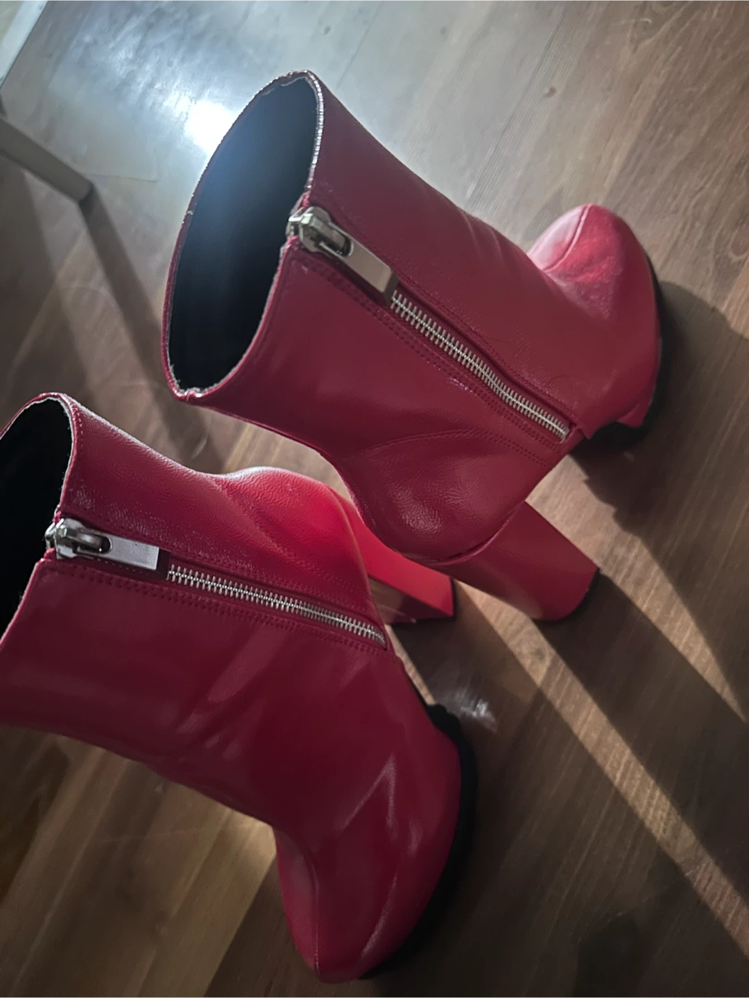Red Ankle Boots - photo 2