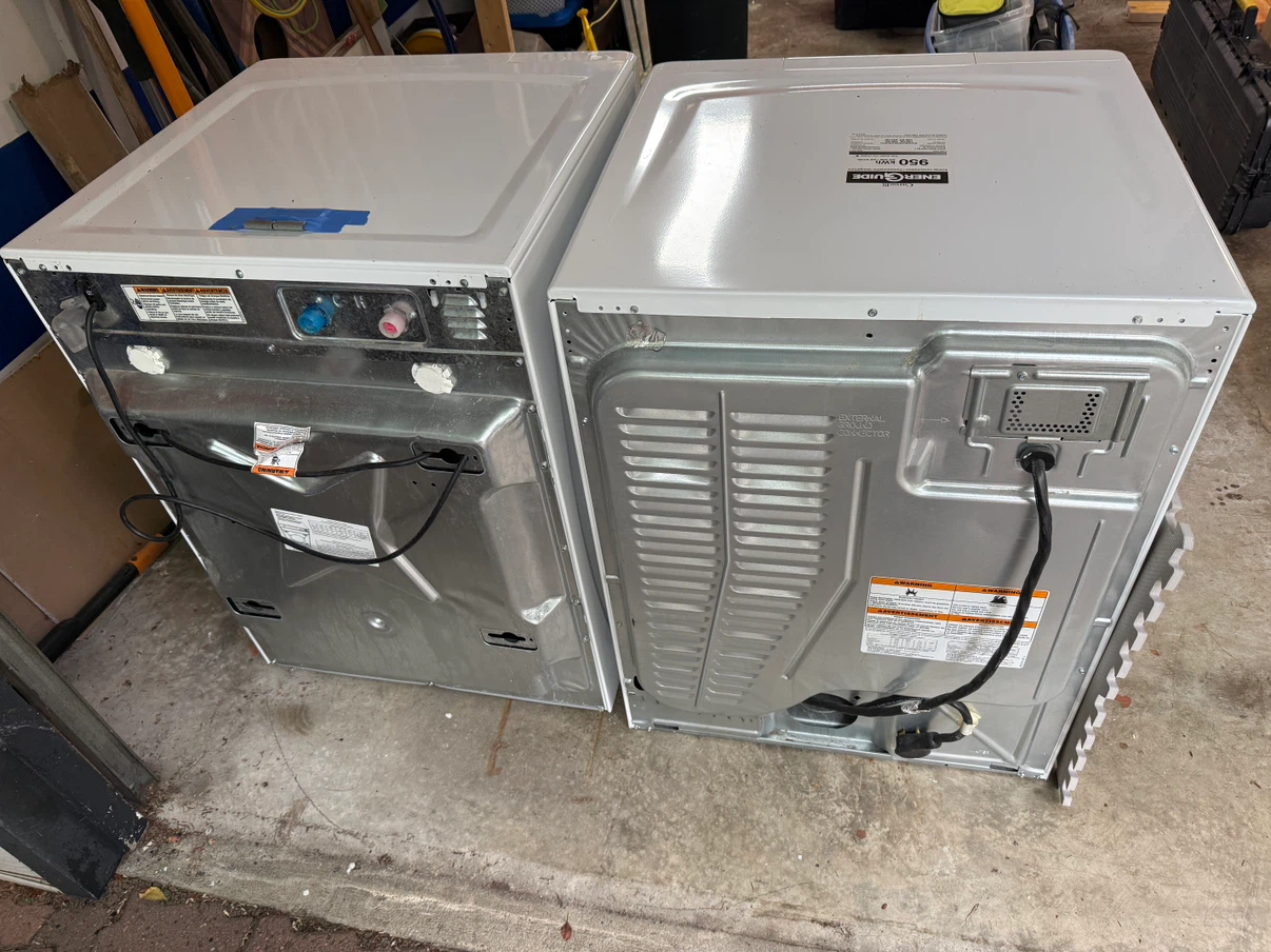 Washer and Dryer - photo 2