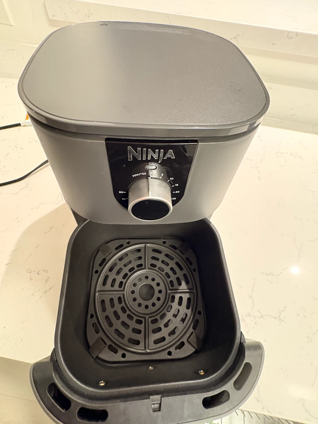 Ninja air fryer small unit - photo 2