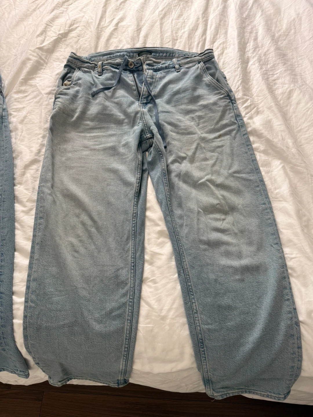 Uniqlo men’s jeans - photo 2