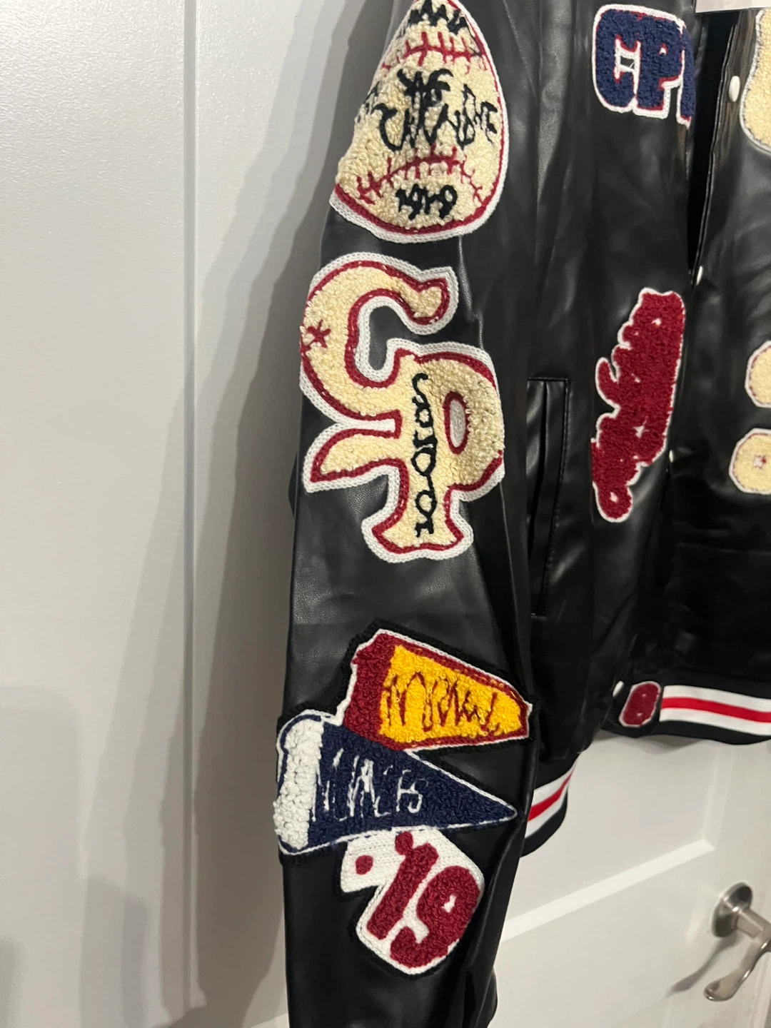Men’s  Champion Varsity Jacket Black XL - photo 2