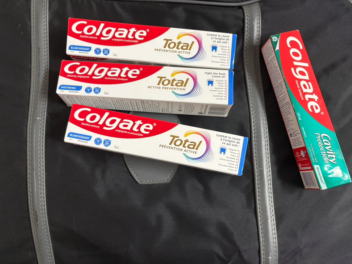 Colgate Total Toothpaste (3 x 170ml, 1 x 120ml)